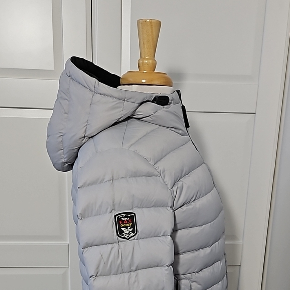 Women's Lightweight Reversible Down Jacket - image 6
